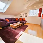 Molnar Mimoza&apartment Nea *