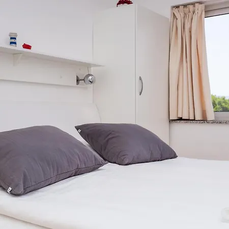 Molnar Mimoza&apartment Nea *