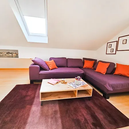 Molnar Mimoza&apartment Nea
