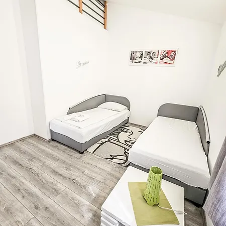 Molnar Mimoza&apartment Nea Resort
