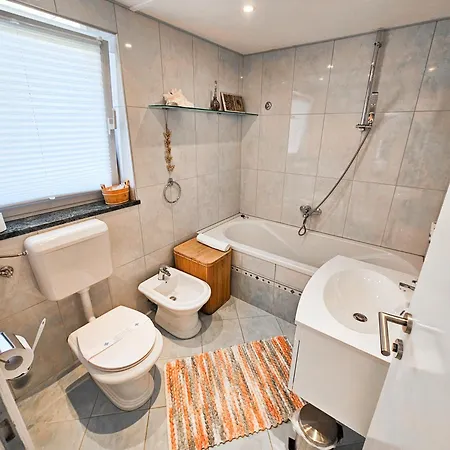Molnar Mimoza&apartment Nea * Brzac