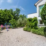 Pribjeći Molnar Ljiljana *