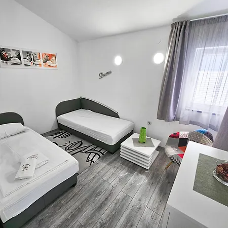 Molnar Ljiljana Semesteranläggning (resort) *